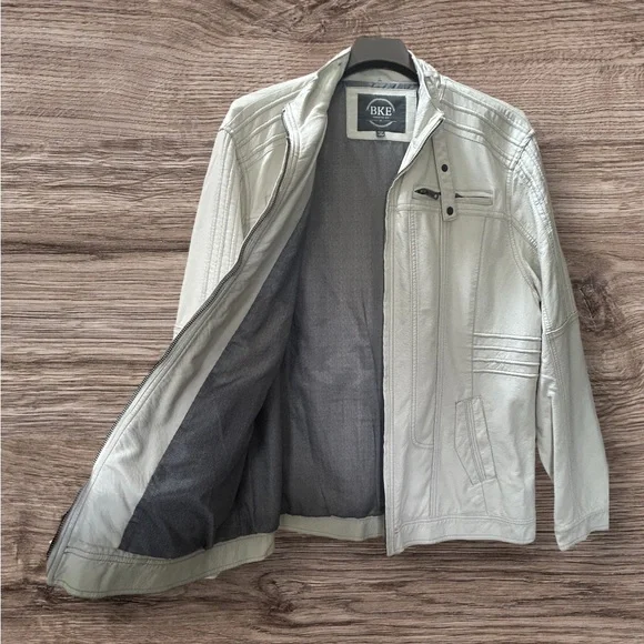 BKE Men’s Cream White Faux Leather Moto Jacket Size XL - Picture 4 of 11